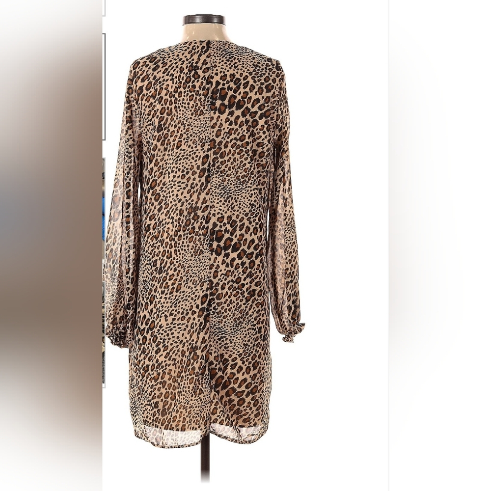 •Leopard anytime dress• 🐆 - Picture 2 of 7